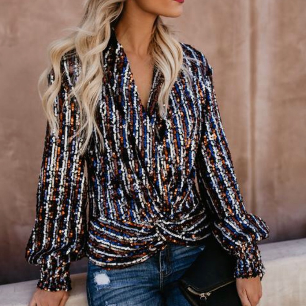 Vici collection sequined blouse size medium